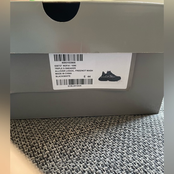 Black Balenciaga Triple S - Picture 4 of 10